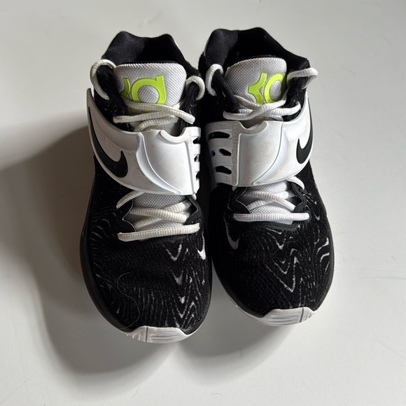 Nike KD14 TB Black White Volt Size 6 - Picture 1 of 5